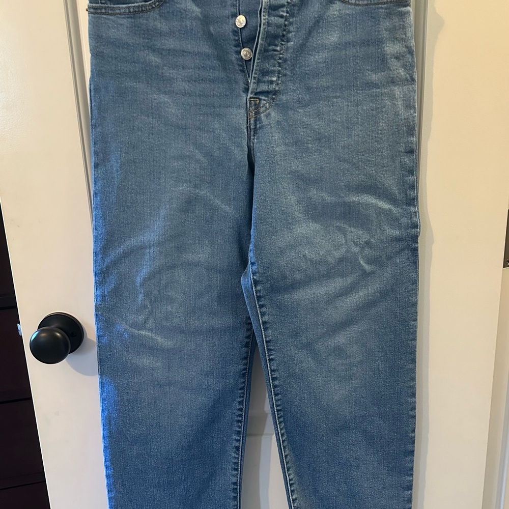 Ribcage Straight Ankle Jeans